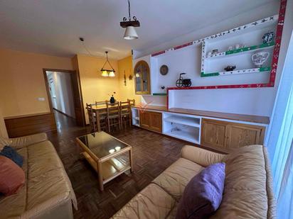 Living room of Flat for sale in Cuenca Capital  with Heating, Terrace and Storage room