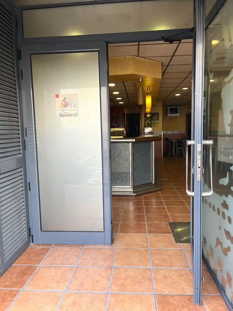 Local en venta en Santa Margarida de Montbui con Aire acondicionado y Amueblado