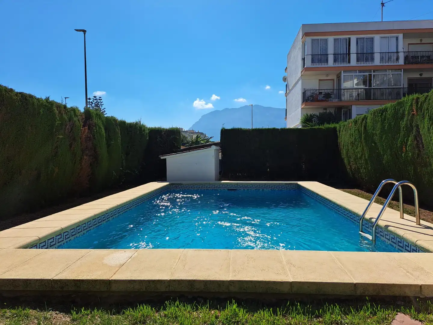 Apartment mit Pool zum Verkauf in Las Marinas / Les Marines, imagen 2