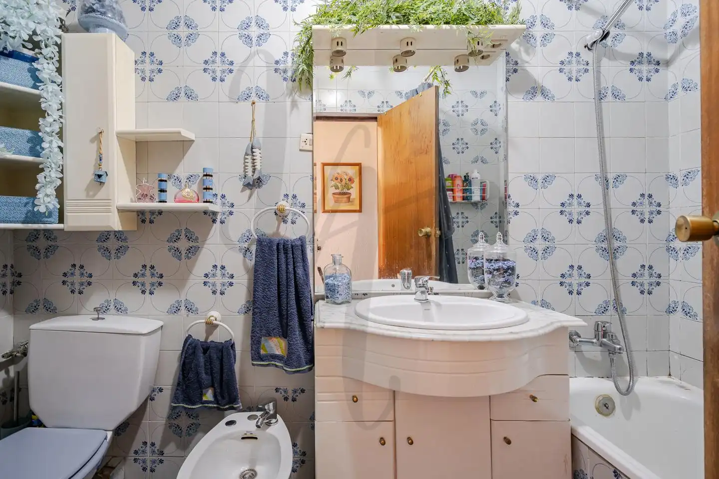 Bathroom of Flat for sale in San Sebastián de los Reyes  with Heating, Parquet flooring and Terrace