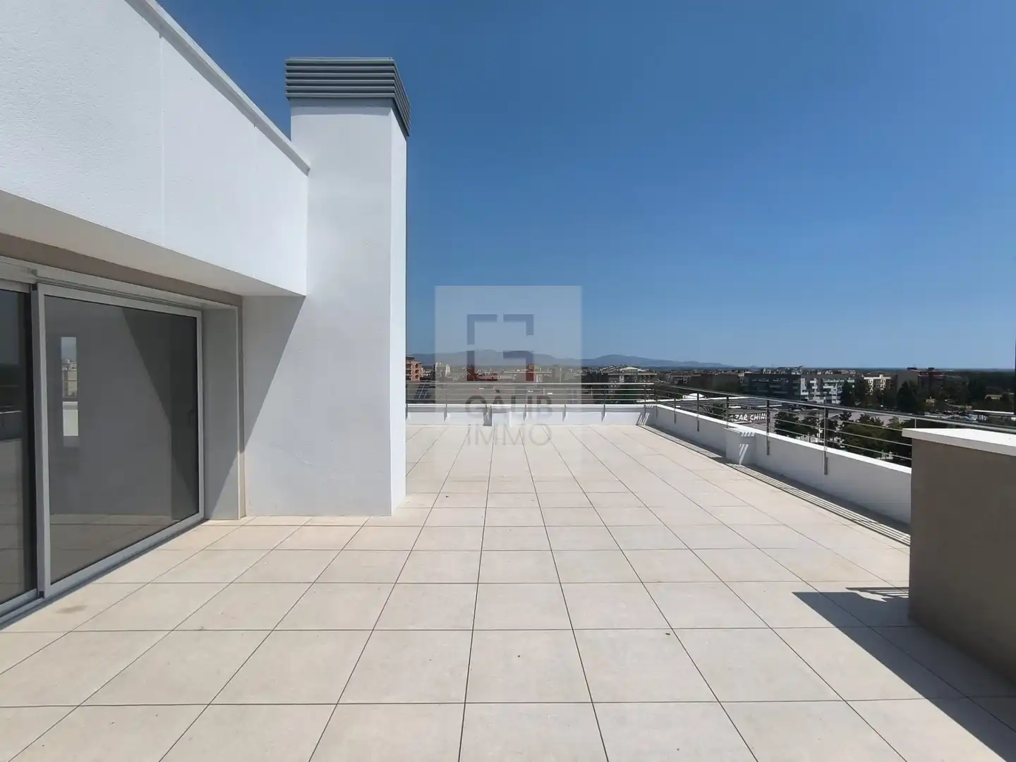 Terrasse von Dachboden zum Verkauf in Figueres mit Klimaanlage, Terrasse und Abstellraum