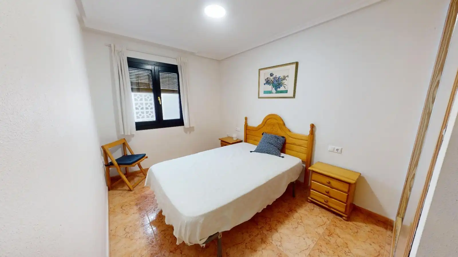 Dormitori de Apartament en venda en Los Alcázares amb Aire condicionat, Terrassa i Moblat