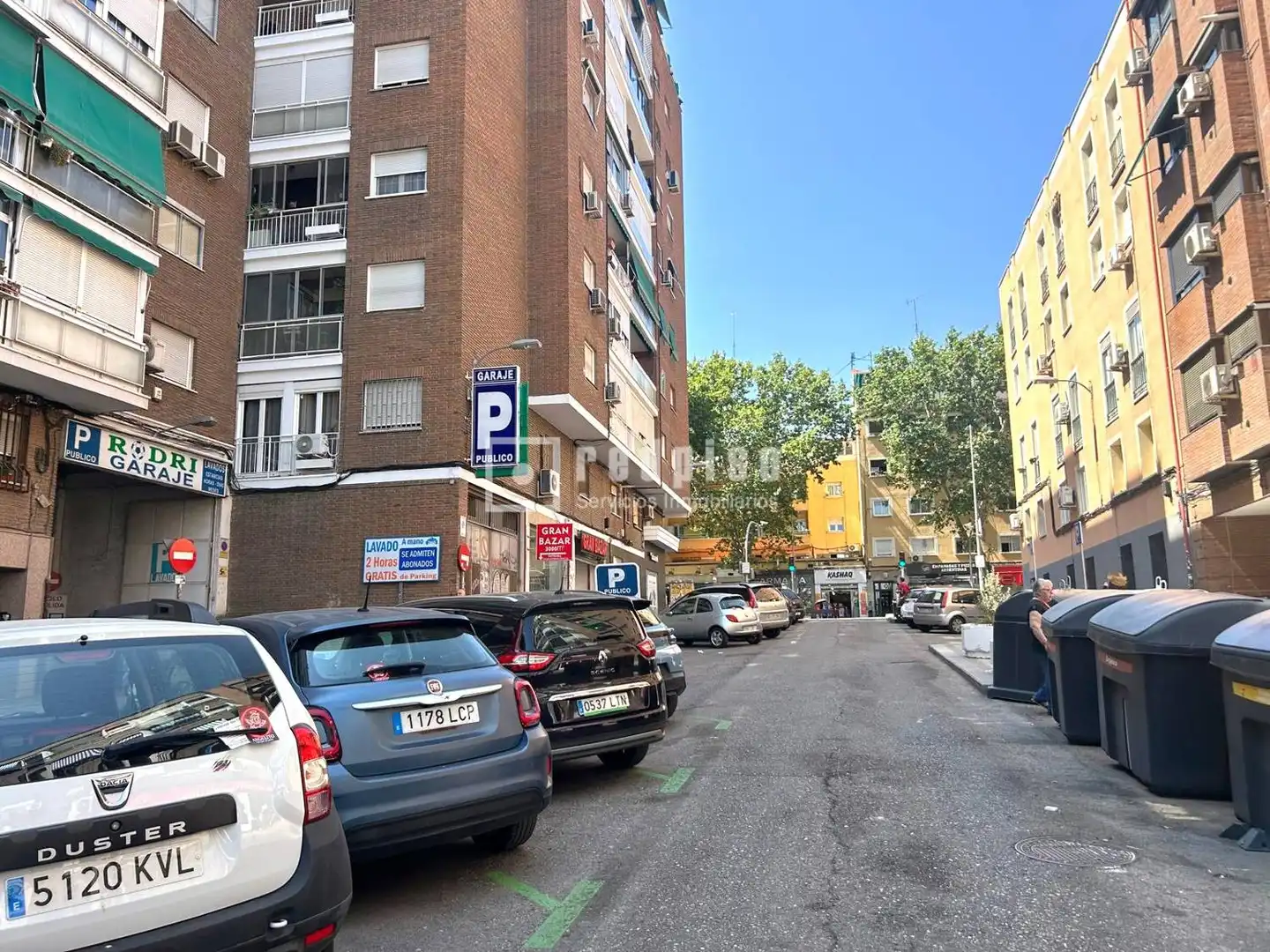 Vista exterior de Pis en venda en Madrid amb Calefacció