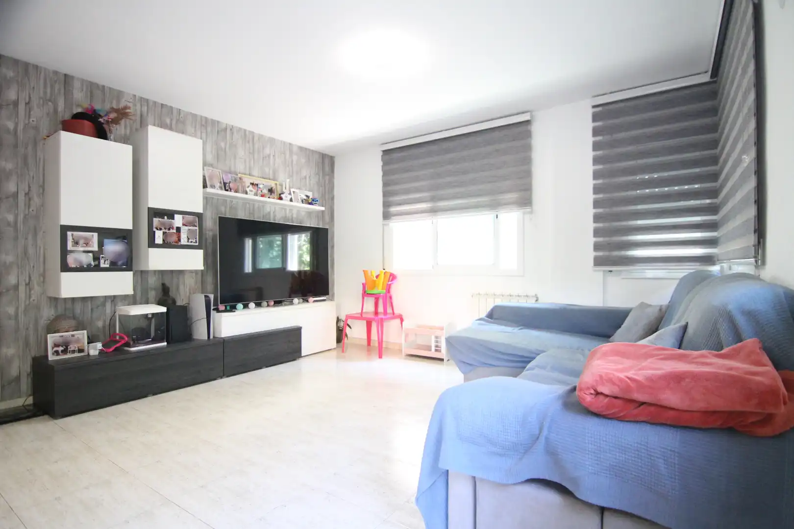 Wohnzimmer von Wohnung zum Verkauf in Olesa de Montserrat mit Klimaanlage, Heizung und Ofen