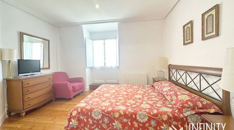 Photo 3 of Flat for rent in Colón de Larreátegui Kalea, Ensanche - Moyua - Diputación, Bilbao