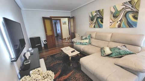 PISO CÉNTRICO MUY AMPLIO CON CAMAROTE Y GARAJE, imatge 4