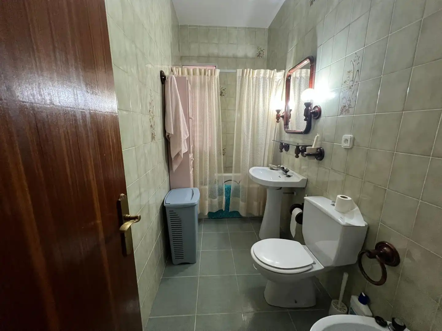 Bathroom of Detached homes for sale in Cazalegas  with Private garden and Community pool