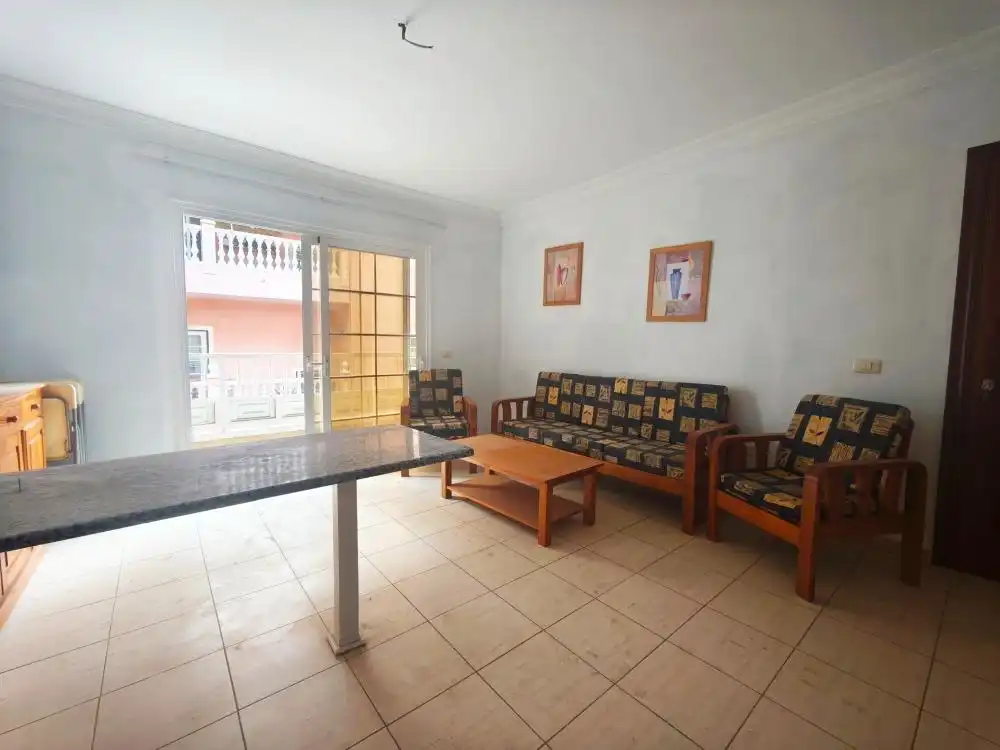 Sala d'estar de Apartament en venda en Arona amb Balcó