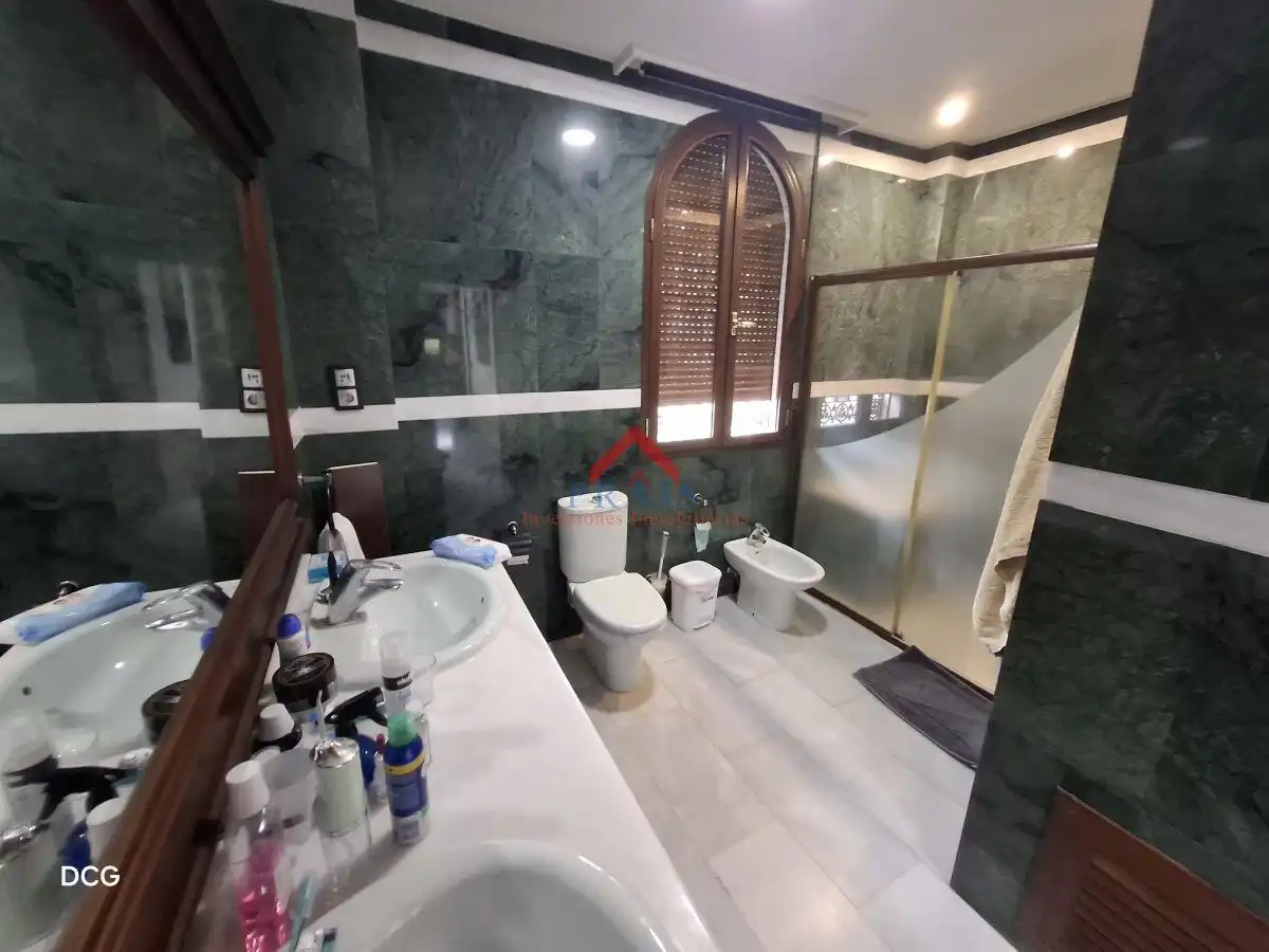 Baño de Casa o chalet de alquiler en Utrera con Calefacción, Piscina y Amueblado