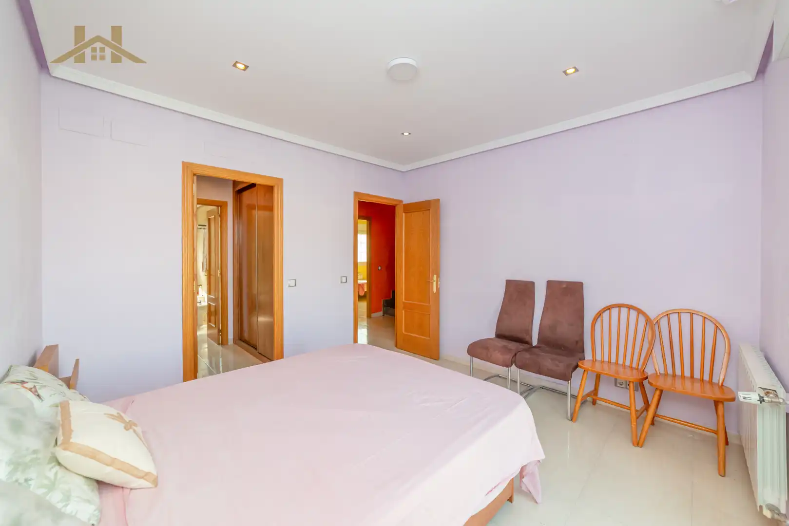 Habitación de Casa adosada en venta en Seseña con Calefacción, Jardín privado y Terraza