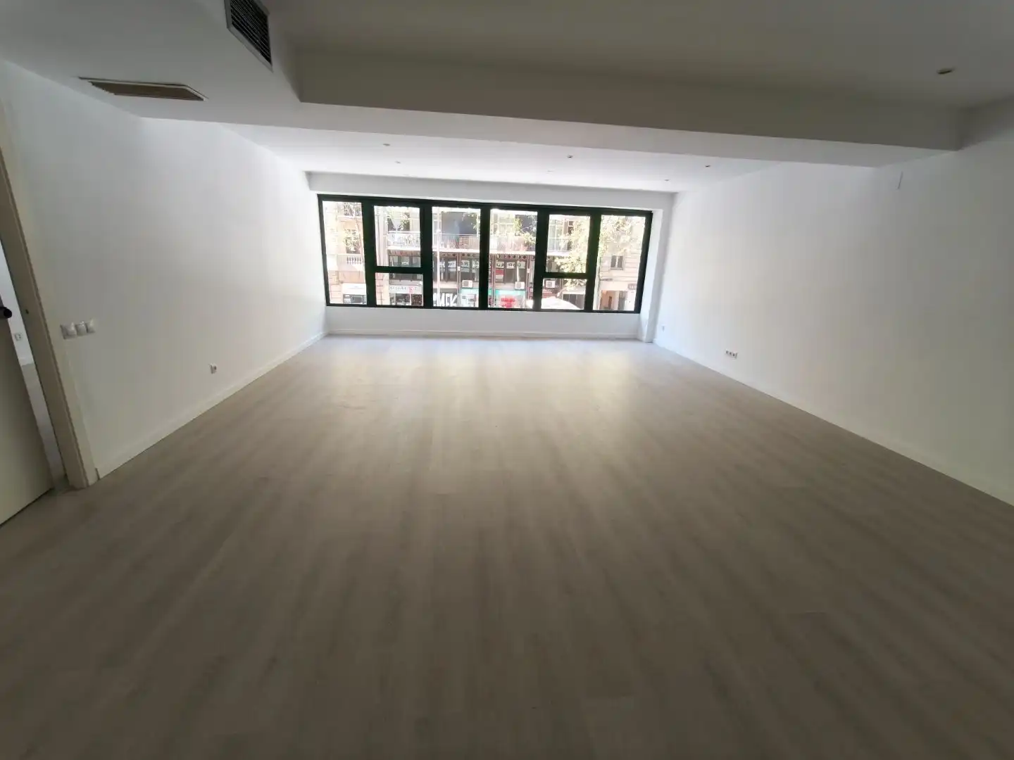 Piso en venta en Compte Urgell 52, imagen 2