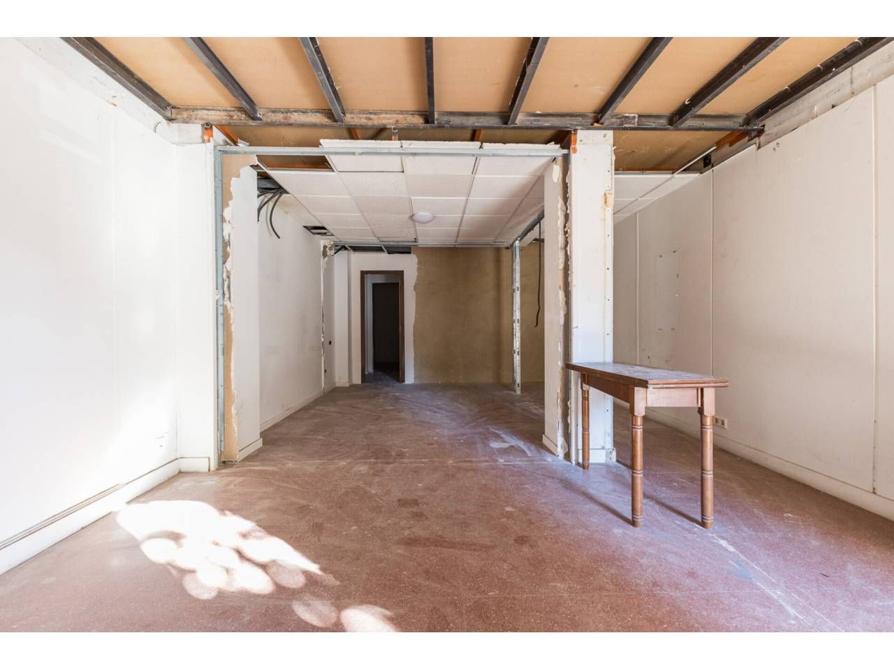 Premises for sale in  Valencia Capital