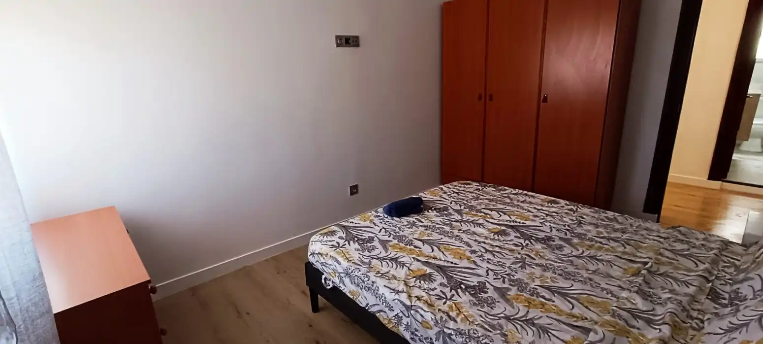 Habitación de Piso de alquiler en Carreño con Amueblado