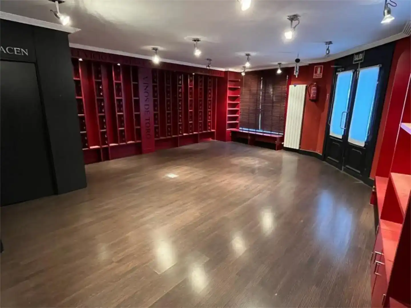Local de alquiler en Toro con Parquet