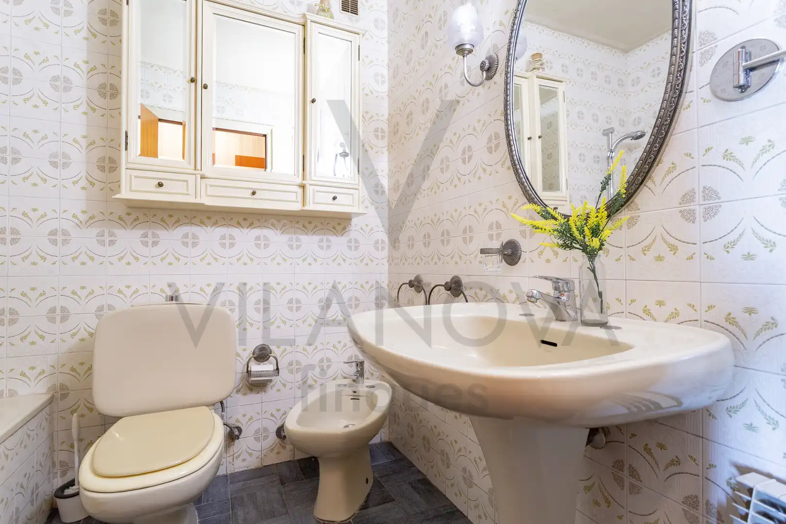 Badezimmer von Dachboden zum Verkauf in Reus mit Heizung, Terrasse und Abstellraum