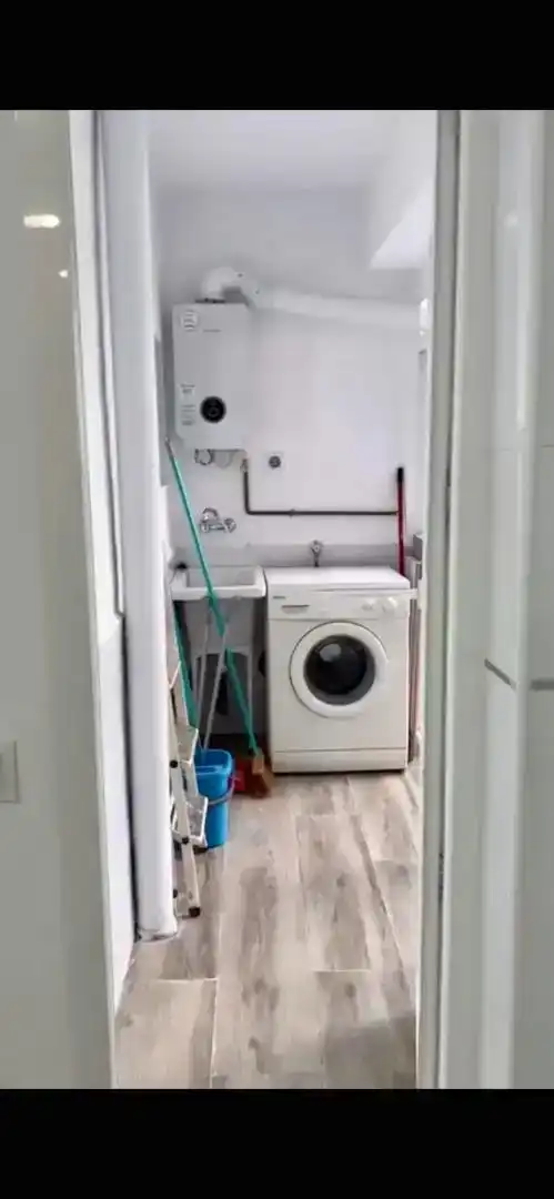 Baño de Piso para compartir en Murcia con Aire acondicionado, Amueblado y Balcón