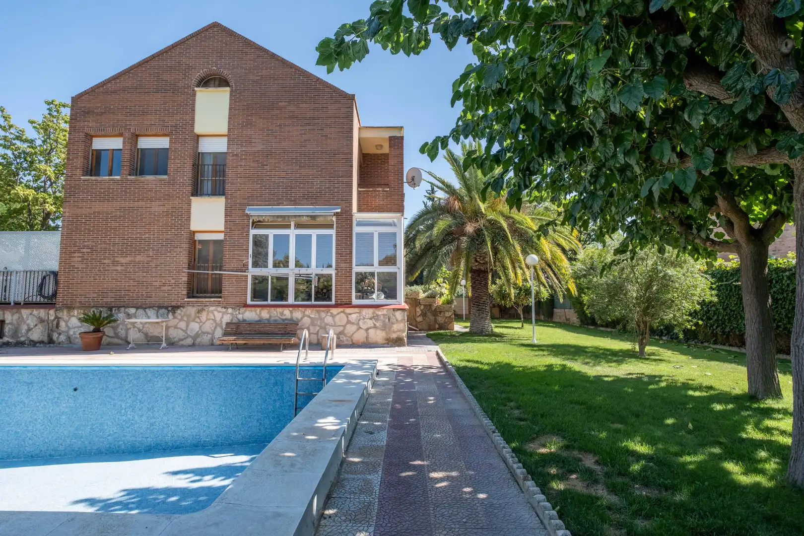 Piscina de Casa o chalet en venta en Zaragoza con Jardín privado, Terraza y Piscina