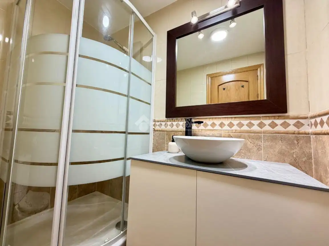 Baño de Piso en venta en Ajalvir con Aire acondicionado, Calefacción y Balcón