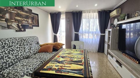 Foto 2 de Piso en venta en Parque de la Bombilla, Llíria