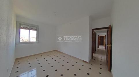 Foto 5 de Piso en venta en Sant Ildefons, Cornellà de Llobregat