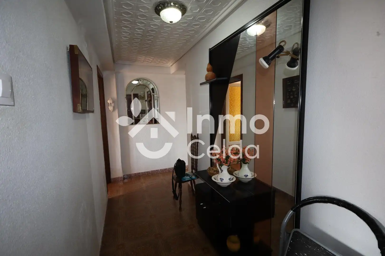 Flat for sale in Xirivella  with Air Conditioner, Heating and Furnished