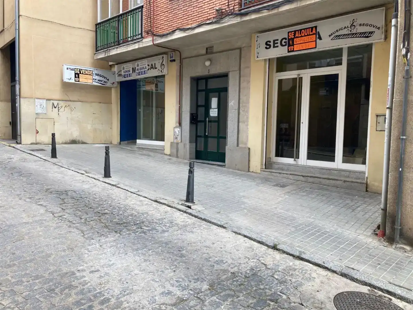 Außenansicht von Geschaftsraum zur Miete in Segovia mit Klimaanlage