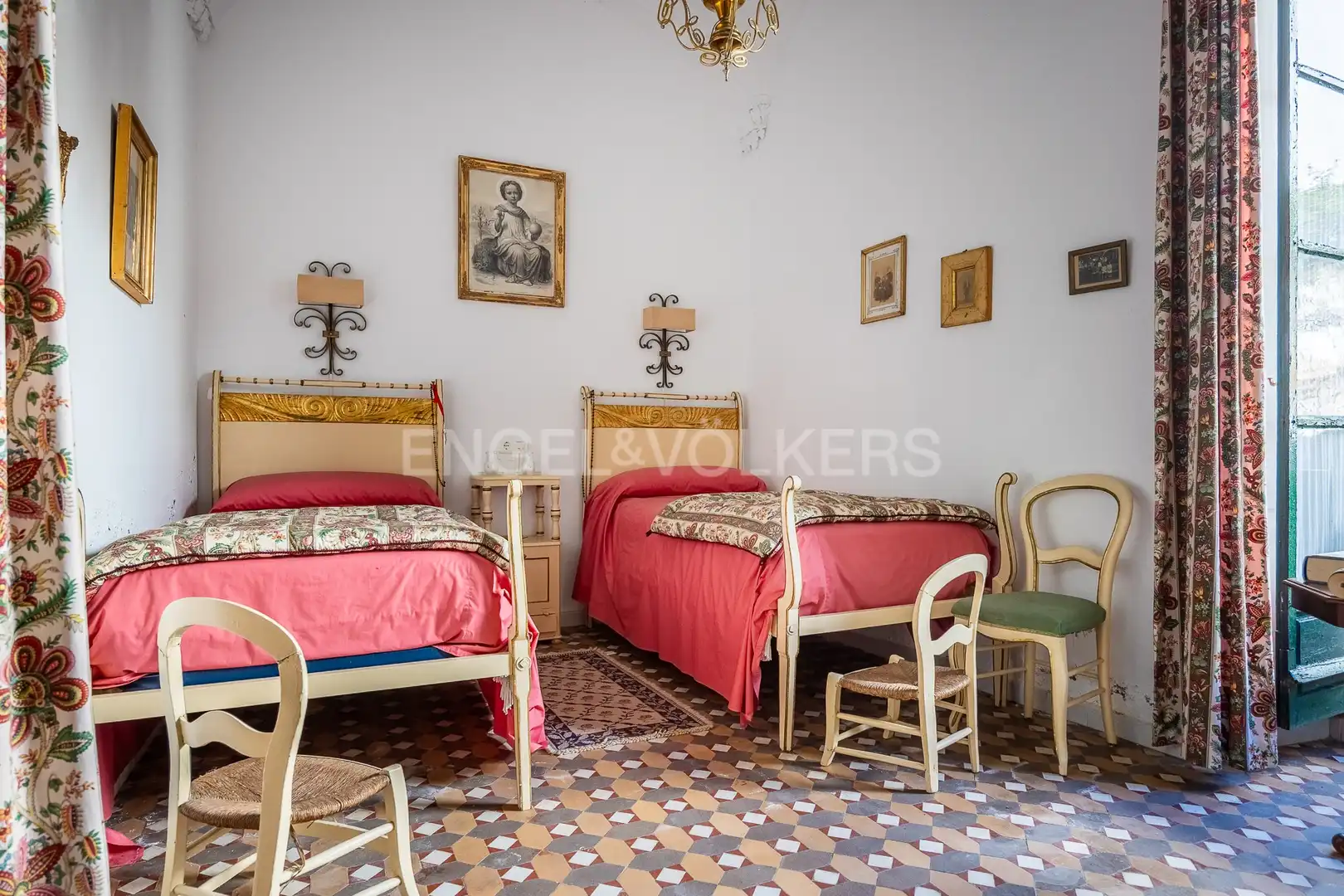 Habitación de Casa o chalet en venta en Fuente del Maestre con Calefacción, Jardín privado y Terraza