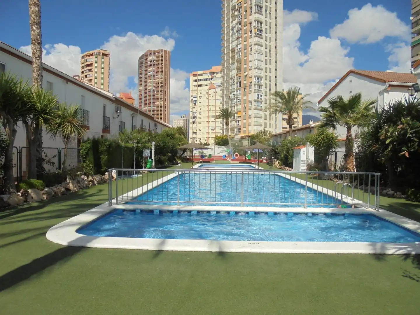 Casa aparellada amb piscina en venda a Rincón de Loix, imagen 31