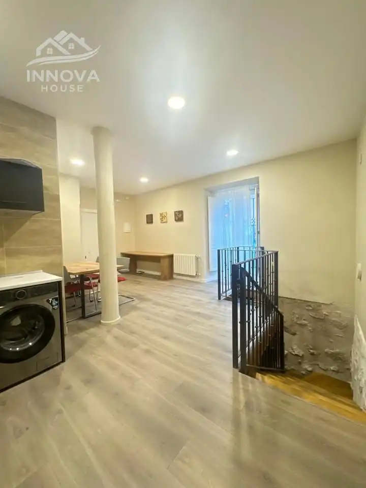 Ground floor for rent in Segovia  with Heating, Terrace and Furnished