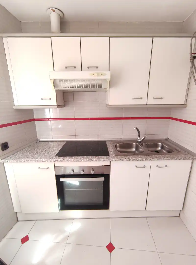 Apartament amb ascensor en venda a Calle Carlos Vázquez, imagen 2