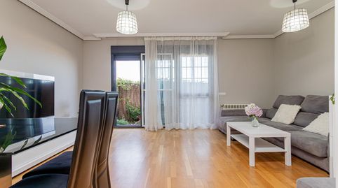 Foto 2 de Casa adosada en venta en Hospital, Valdemoro