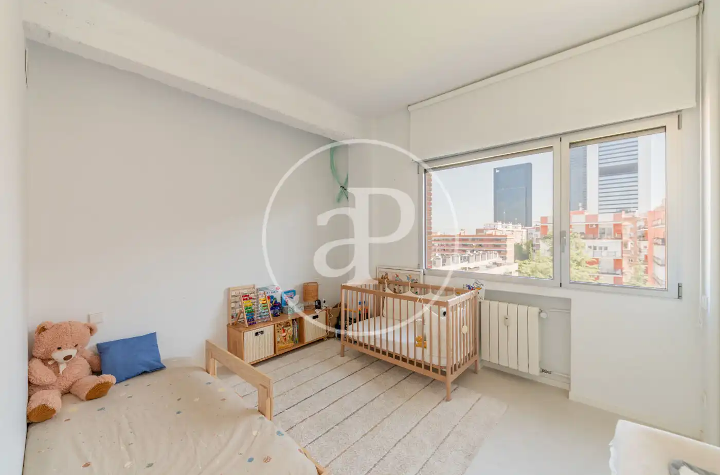 Schlafzimmer von Wohnung zur Miete in Madrid mit Klimaanlage, Heizung und Terrasse