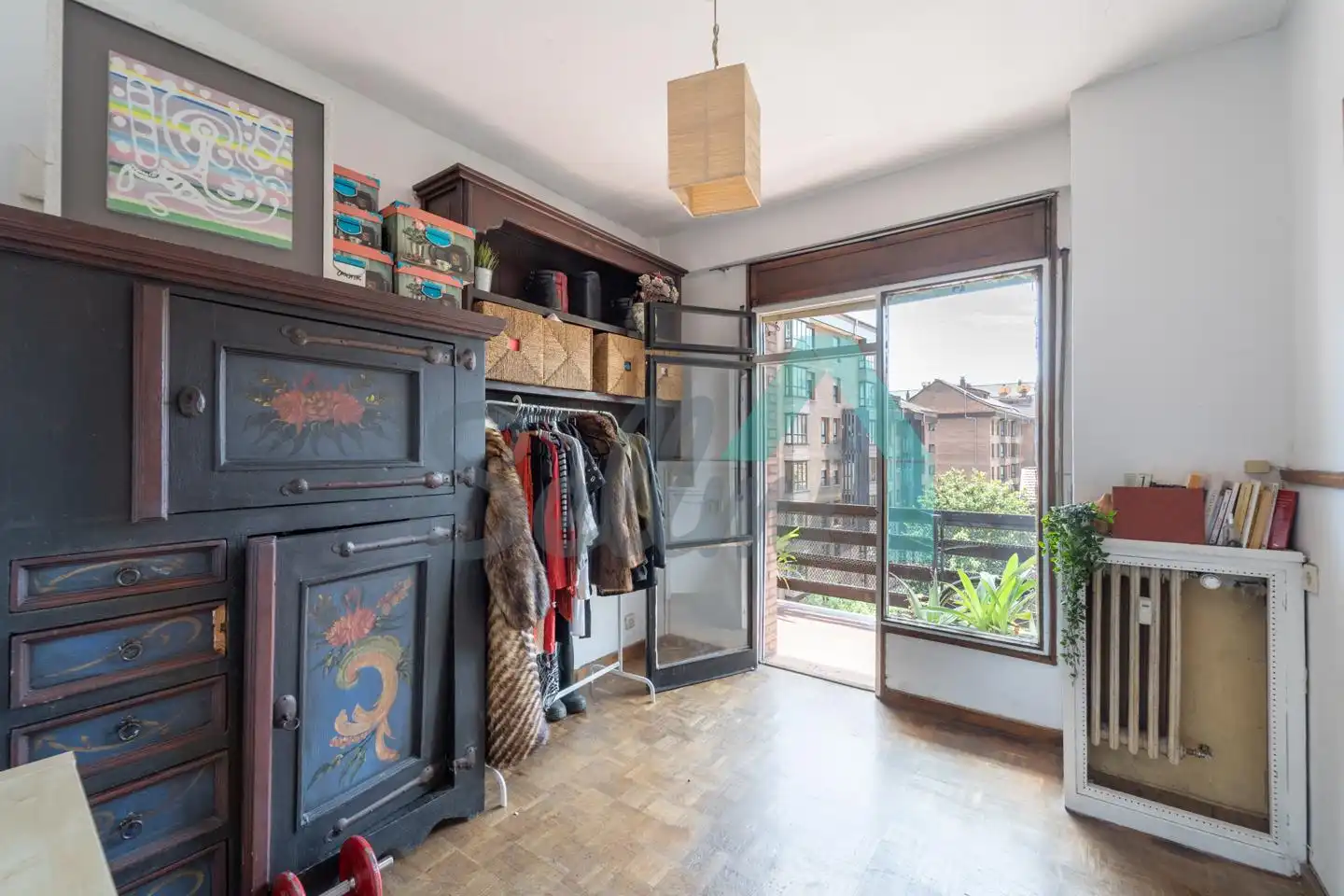 Habitación de Piso en venta en Oviedo  con Calefacción, Parquet y Terraza