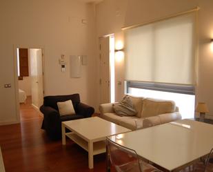 Living room of Flat for sale in  Sevilla Capital  with Air Conditioner, Heating and Oven