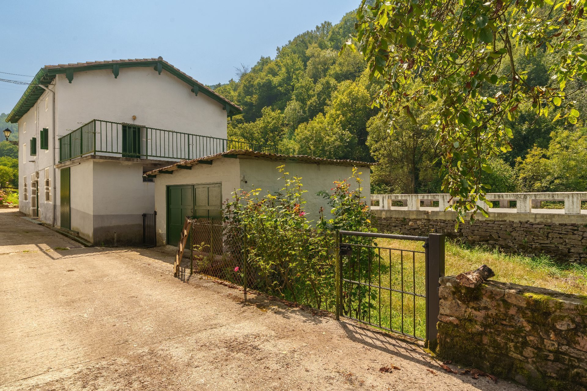 Jardí de Casa o xalet en venda en Berastegi amb Calefacció, Terrassa i Traster