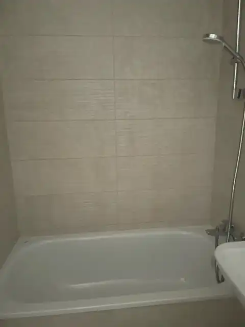 Baño de Piso en venta en Sevilla con Aire acondicionado, Jardín privado y Trastero