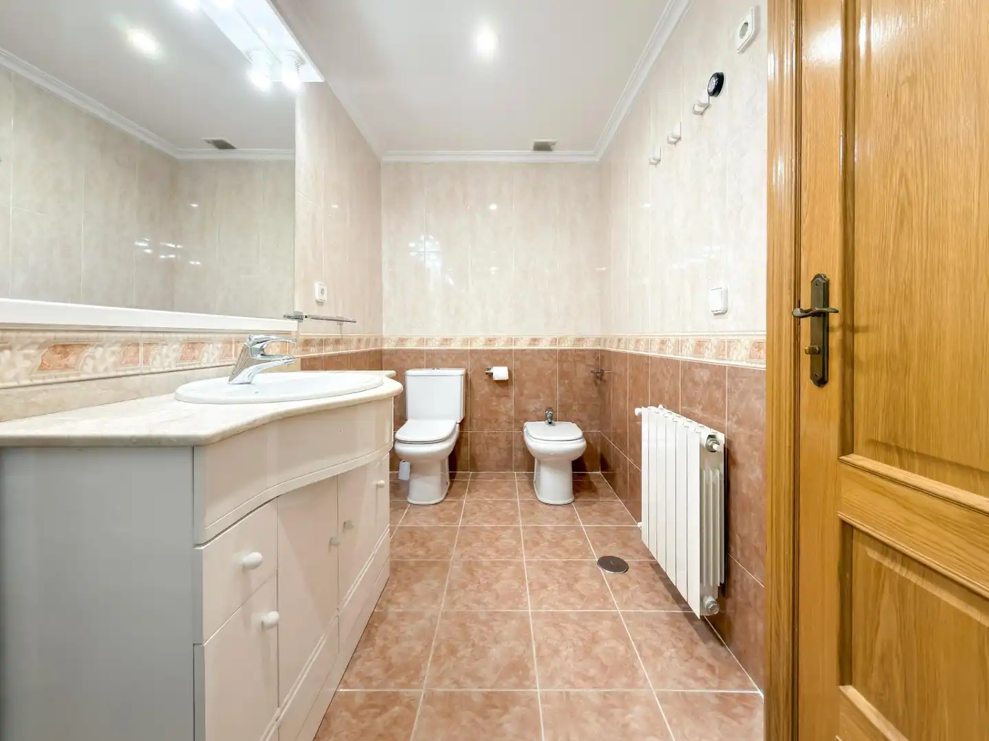 Baño de Piso en venta en Valencia con Aire acondicionado y Calefacción