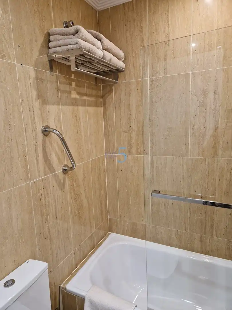 Bany de Pis en venda en Los Alcázares amb Aire condicionat, Calefacció i Terrassa