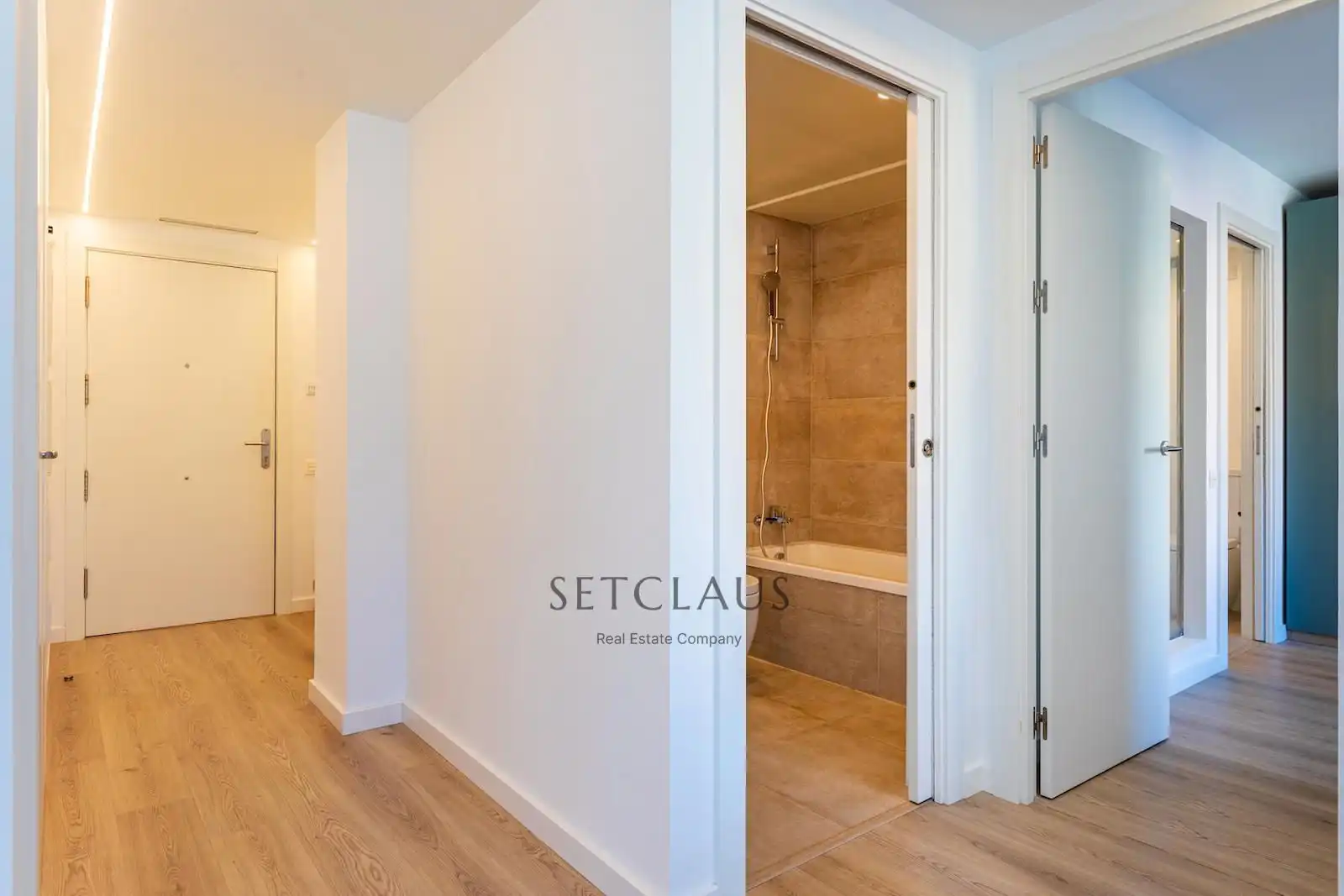 Bedroom of Flat for sale in El Masnou  with Air Conditioner, Heating and Terrace