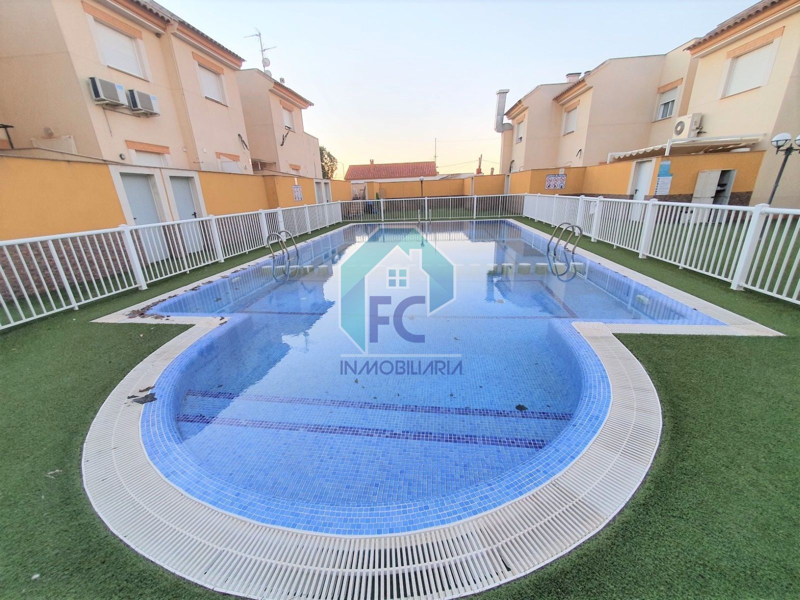 Swimming pool of Duplex for sale in Lorca  with Air Conditioner, Heating and Private garden