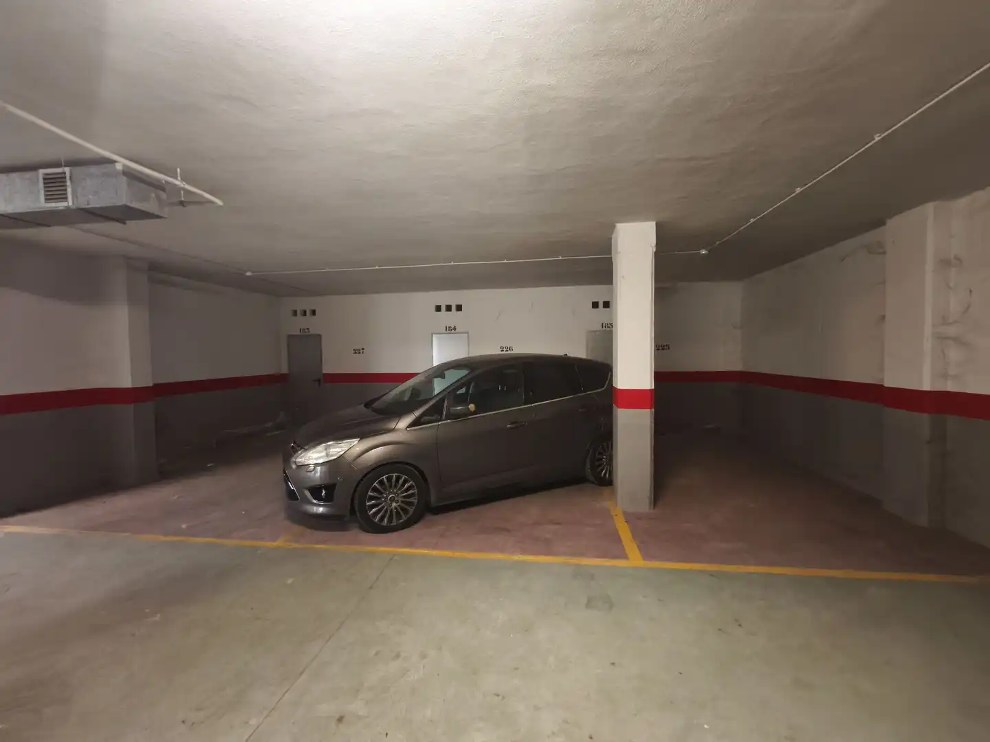Parkplatz von Wohnung zur Miete in Atarfe mit Abstellraum
