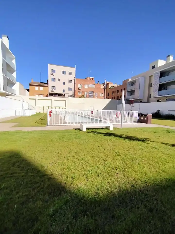 Schwimmbecken von Wohnung zum Verkauf in Zaragoza mit Klimaanlage, Heizung und Terrasse