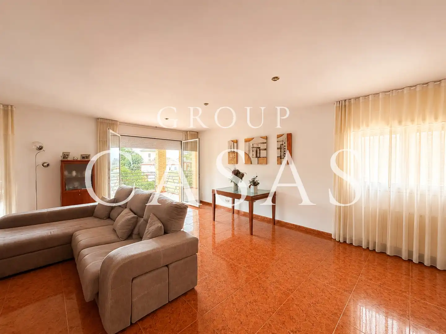 House with pool for sale in Avinguda Pont del Lledoner, imagen 2