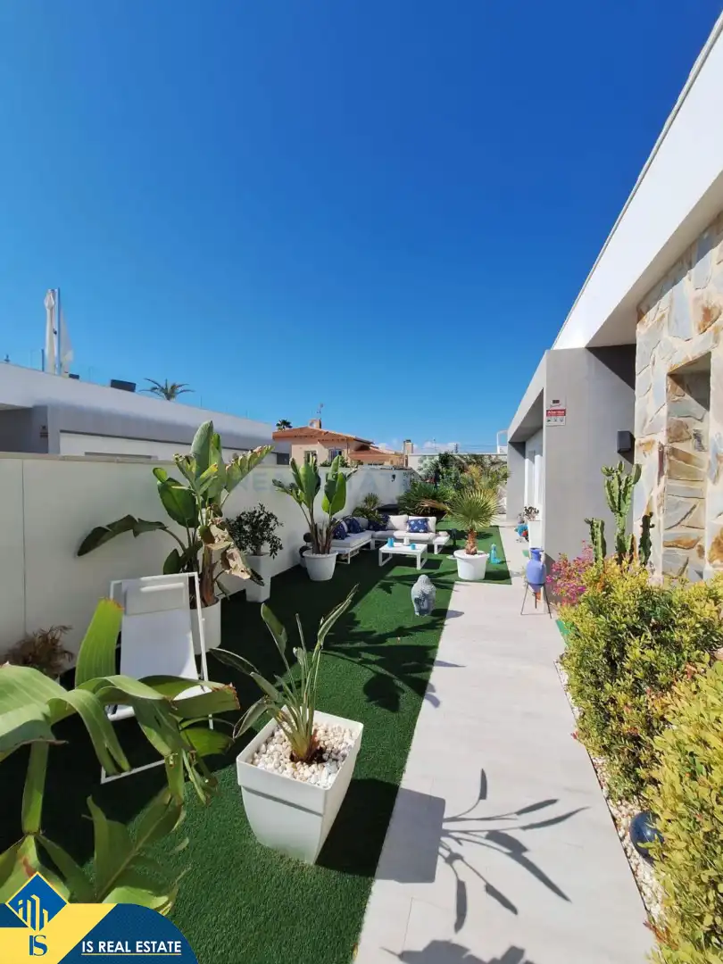 Villa avec piscine à vendre à Zona Carrefour - Urbanizaciones, imagen 11