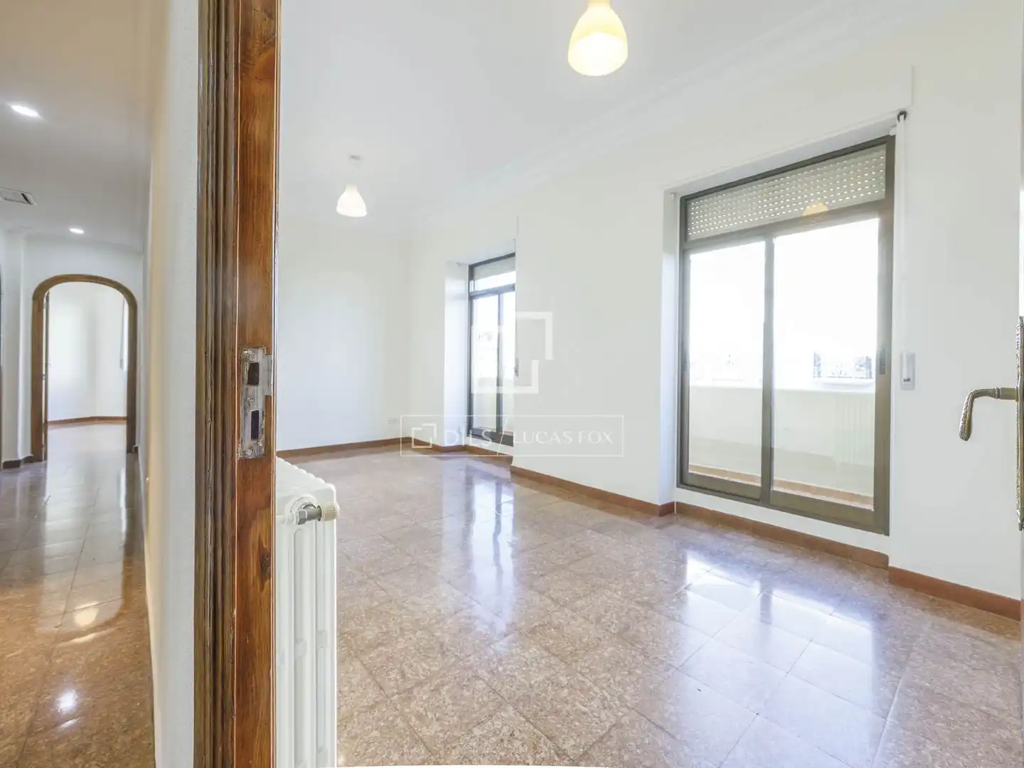 Exterior view of Flat for rent in Valencia  with Air Conditioner, Heating and Balcony