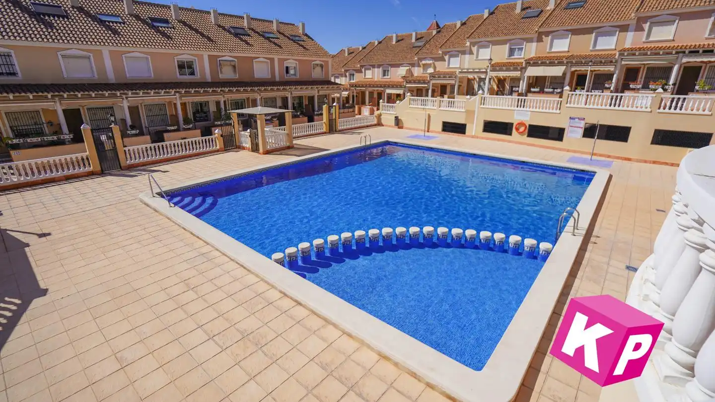 Bungalow con piscina en venta en De Portugal, imagen 16