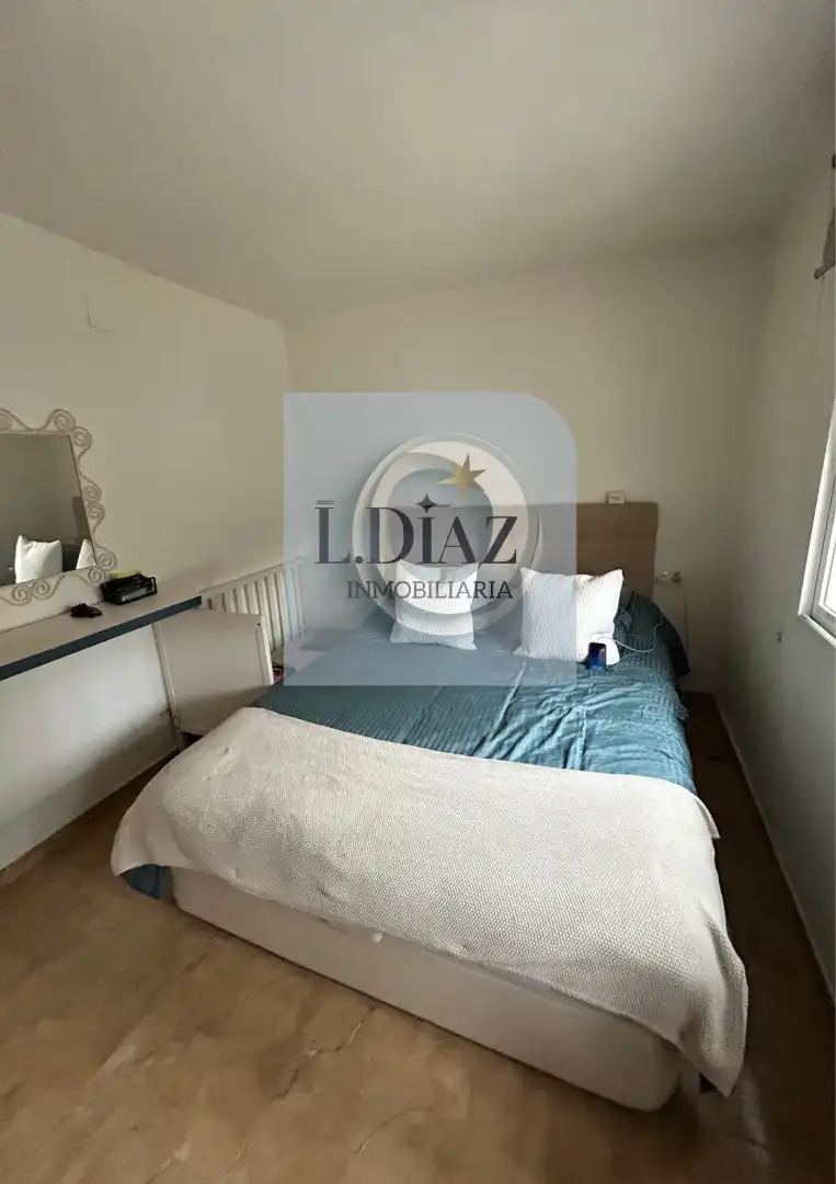 Habitación de Planta baja en venta en Málaga con Aire acondicionado y Amueblado