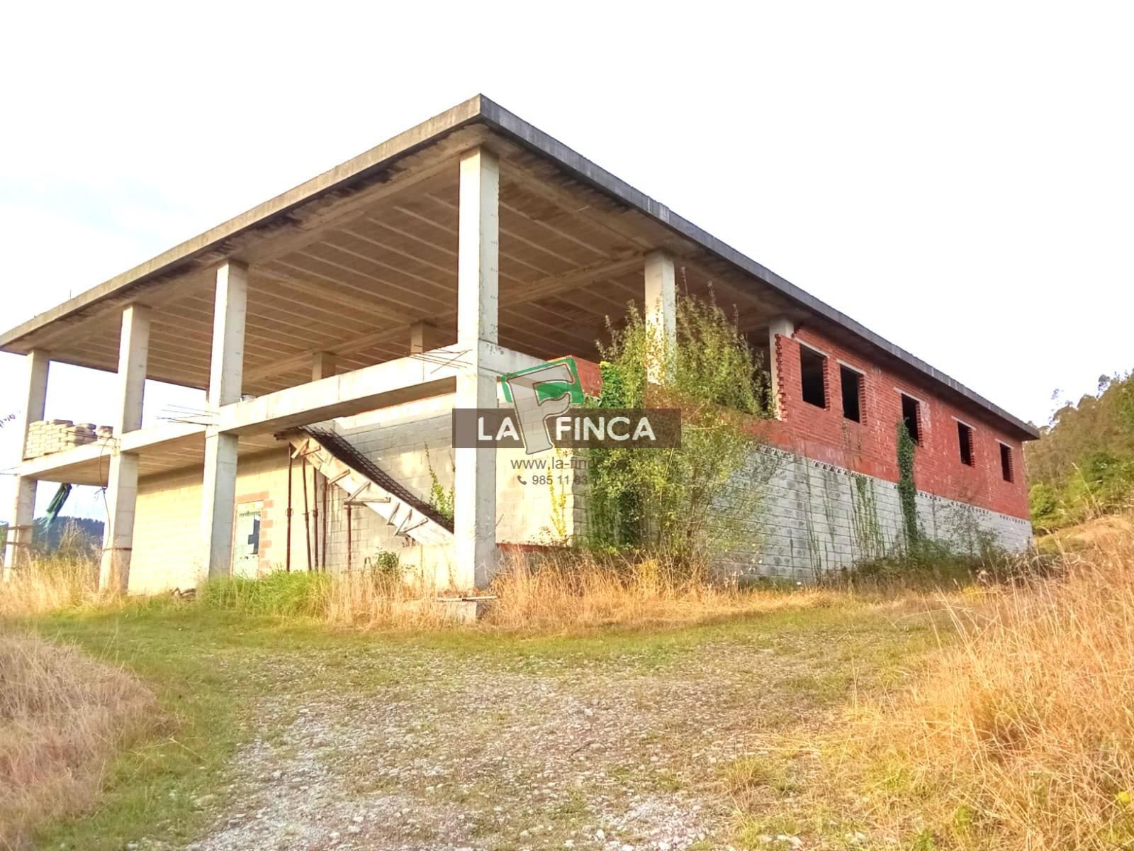 Vista exterior de Edificio en venta en Salas