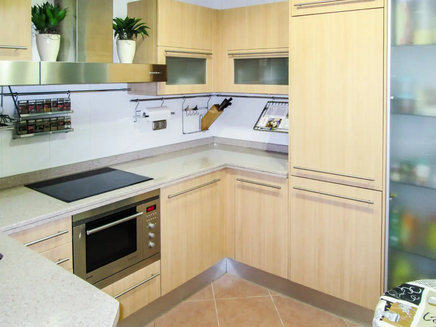 Cocina de Piso de alquiler en Madrid con Aire acondicionado, Calefacción y Amueblado
