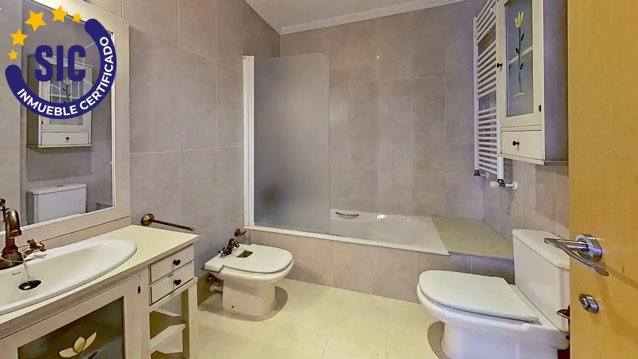 Bathroom of Houses for rent in Chiva  with Heating and Terrace